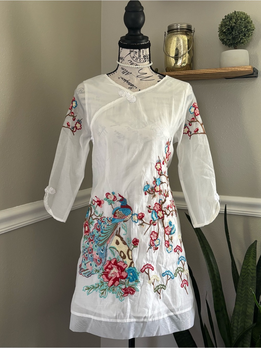 Coquette styled Romacci embroidered dress🦚